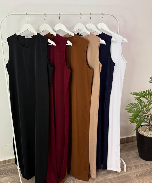 Robe Longue Sans Manches – Élégance & Confort